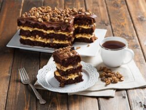 100فواید کیک شکلاتی و نوشابه انرژی زا برای بدن چیست؟