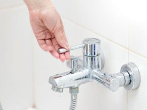 5 نشانه بی کیفیت بودن شیرآلات ارزان!