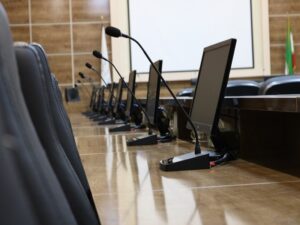بهترین شرکت خرید سیستم کنفرانس در سال 1402
